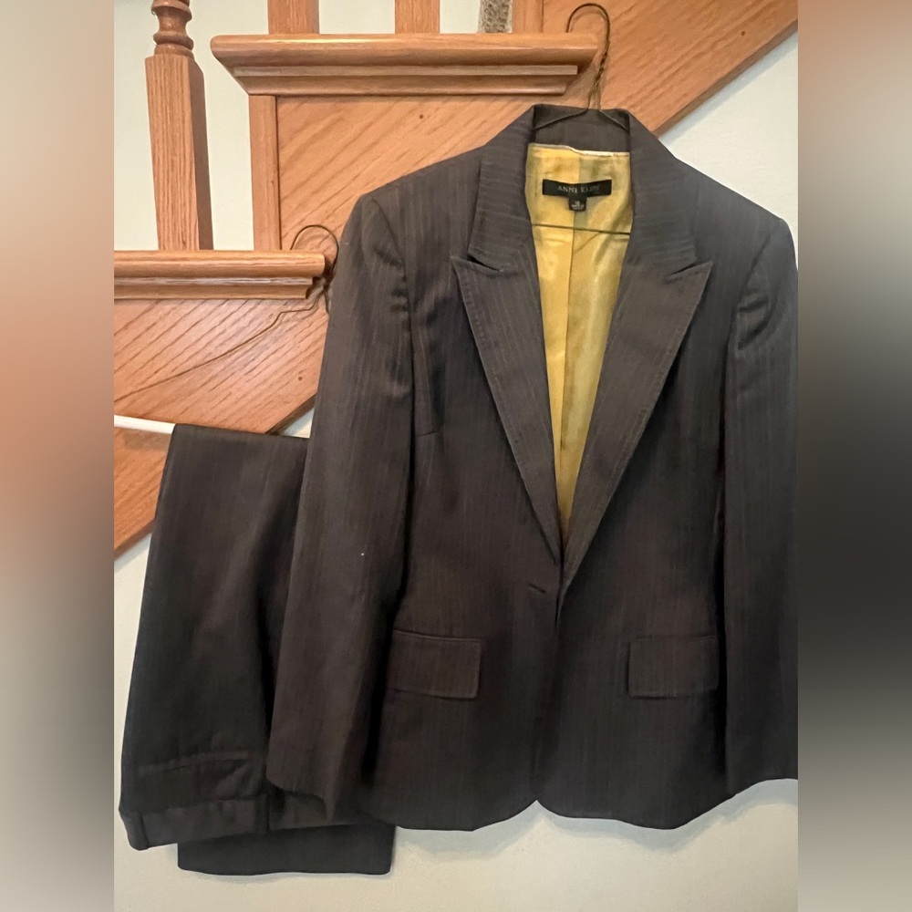 Anne Klein 2-piece Suit (10)